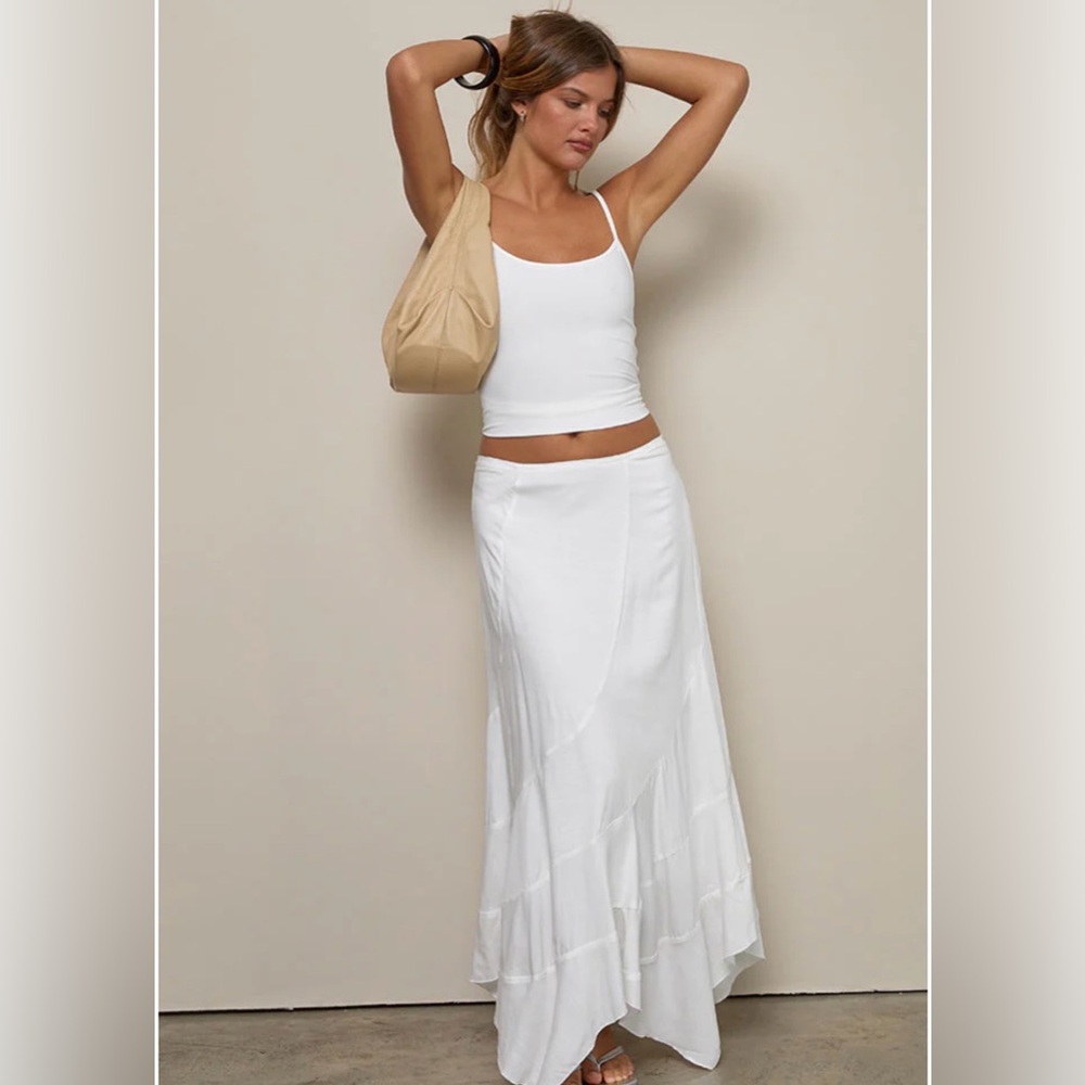 Motel rocks Rombe Seamed Fairy Maxi Skirt In Ivory size M NWT - Picture 2 of 4